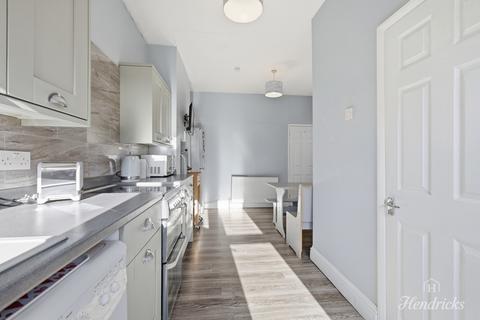 undefined, Colchester Road, Southend-on-sea, SS2 6