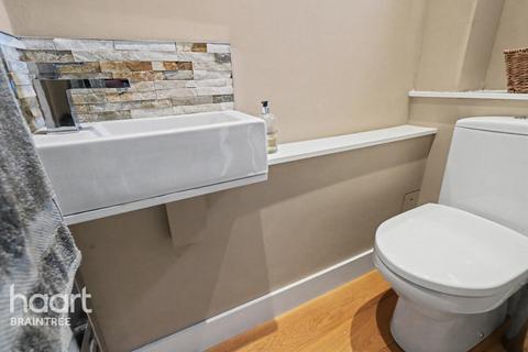 3 bedroom end of terrace house for sale, Hillside Gardens, Braintree
