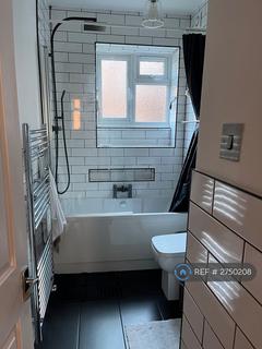 2 bedroom flat to rent, West End Court, London, NW6