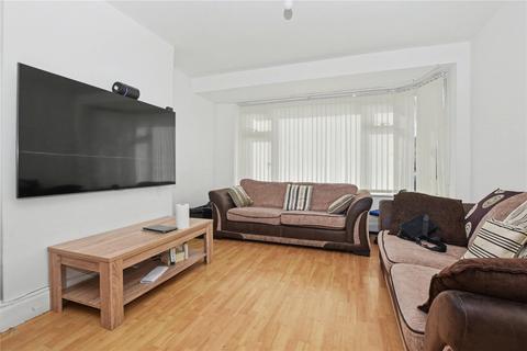 4 bedroom semi-detached house for sale, Moorland Drive, Pudsey, West Yorkshire