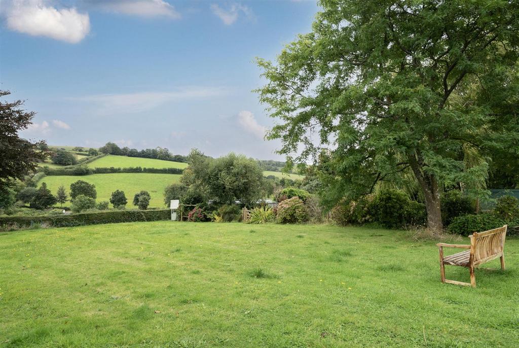 Garden &amp; View