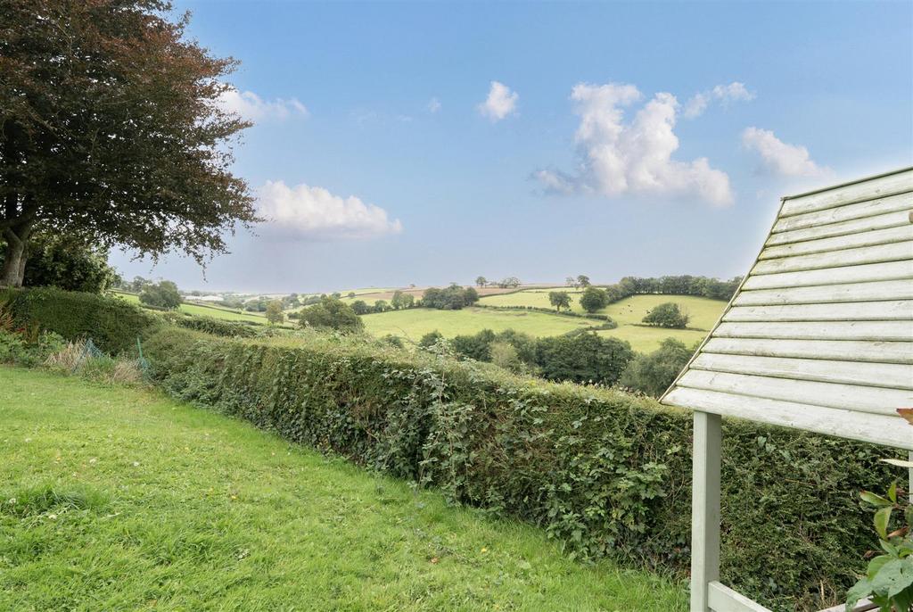 Garden &amp; View