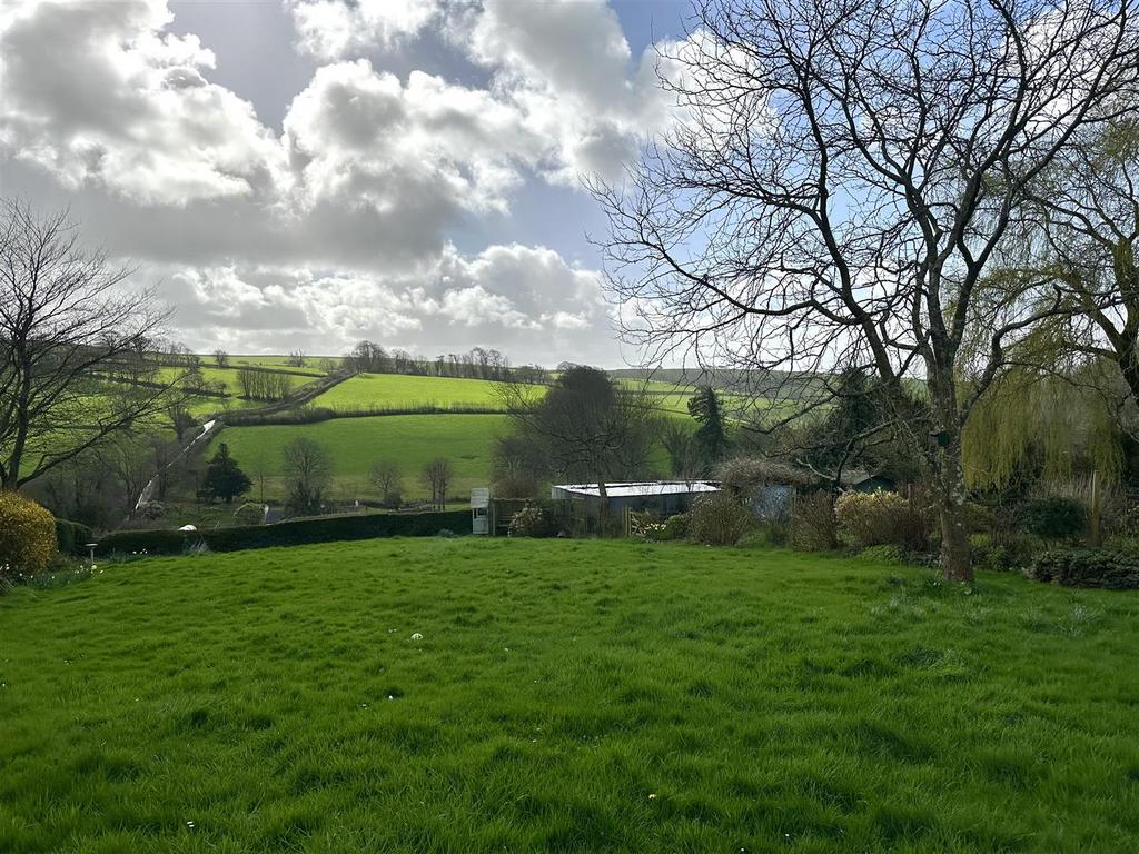 Garden &amp; View