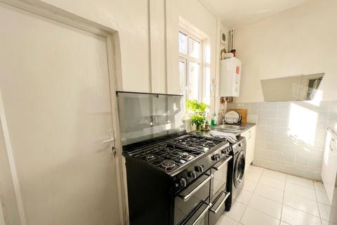 3 bedroom terraced house for sale, Warwick Road, Tyseley, Birmingham, West Midlands, B11