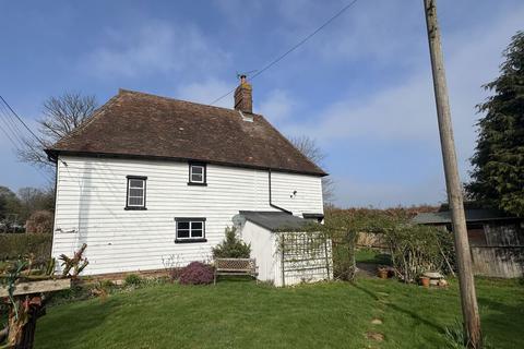 2 bedroom detached house for sale, Marden, Kent