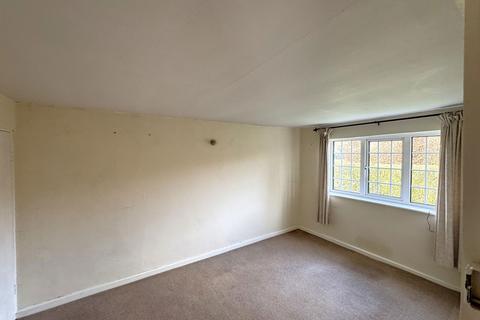 2 bedroom detached house for sale, Marden, Kent