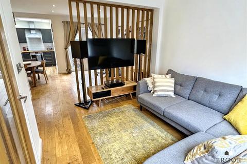 2 bedroom house for sale, Melbourne Road, Eastbourne BN22