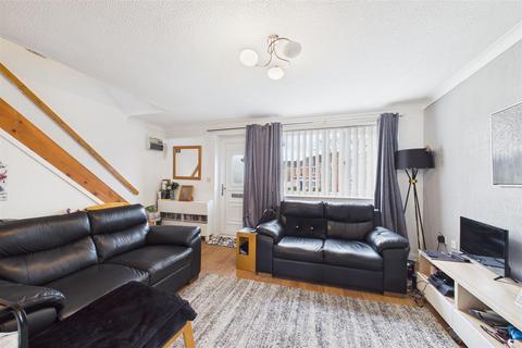 undefined, Mill Green, Newark