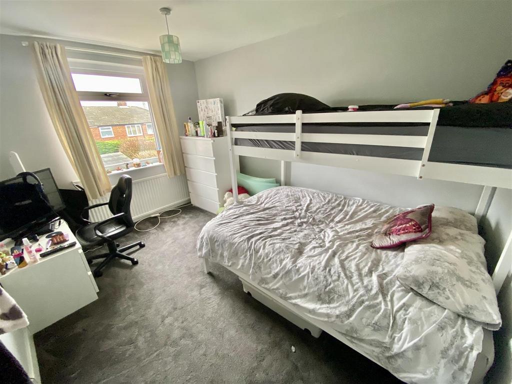 Bramleys Estate Agents - Greenside Mount - Mirfiel