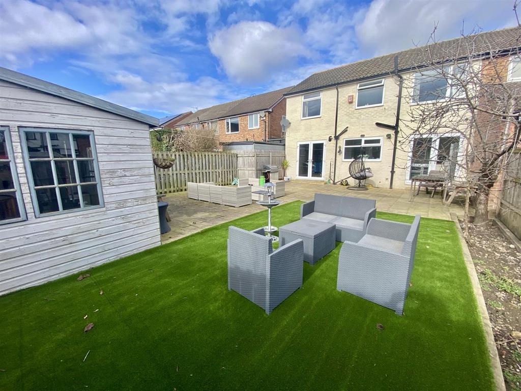 6 Greenside Mount - 2.jpeg
