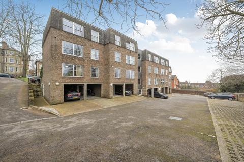 undefined, Jenner Road, Guildford