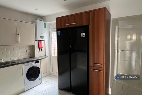 undefined, Cardiff Road, Watford, WD18