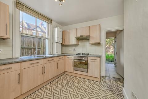 1 bedroom flat for sale, Lydden Grove, Earlsfield, London, SW18