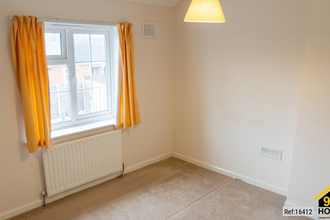 3 bedroom terraced house to rent, Blanchland Road, Morden, Surreny, SM4