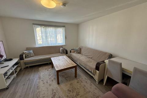 2 bedroom flat for sale, Celadon Close, London