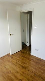 2 bedroom flat to rent, Dagenham, RM10 7NN