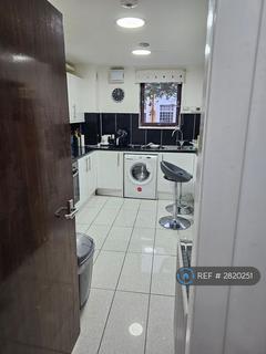 2 bedroom flat to rent, Mckechnie Street, Glasgow, G51