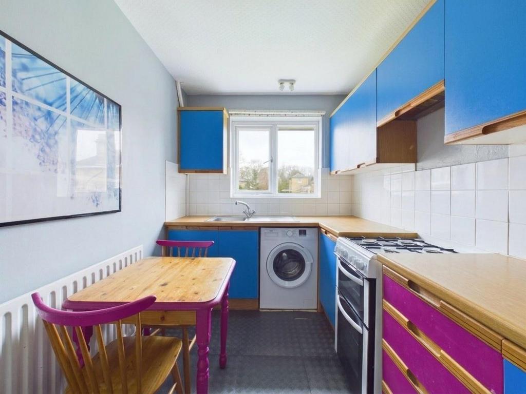Kitchen 2.png