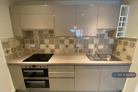 undefined, Poplar Grove, Kennington, Oxford, OX1