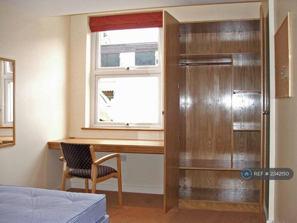 Oak Desk &amp; Wardrobe