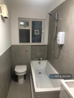 2 bedroom flat to rent, Great North Road, New Barnet, Barnet, EN5