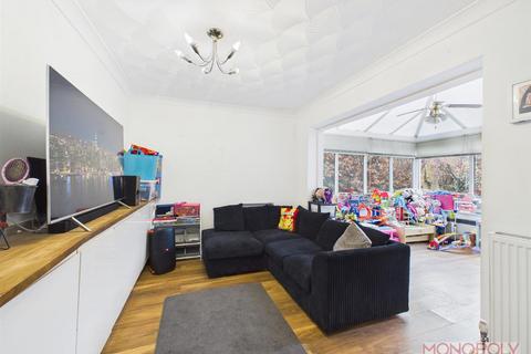 undefined, Heol Llawhaden, Wrexham