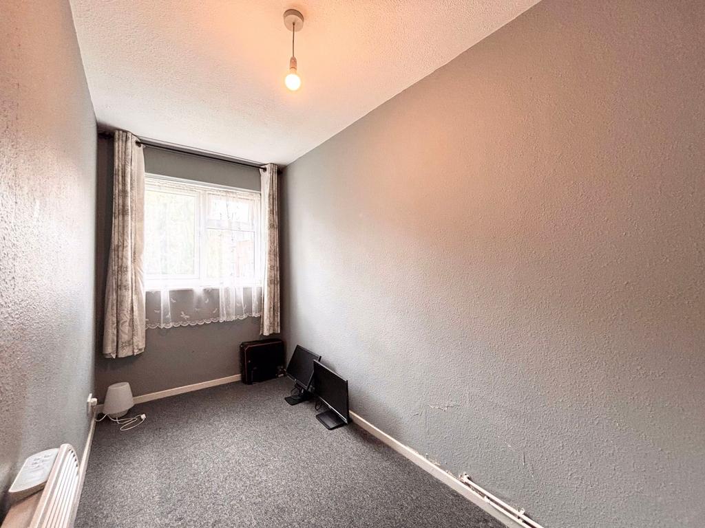 Single Bedroom