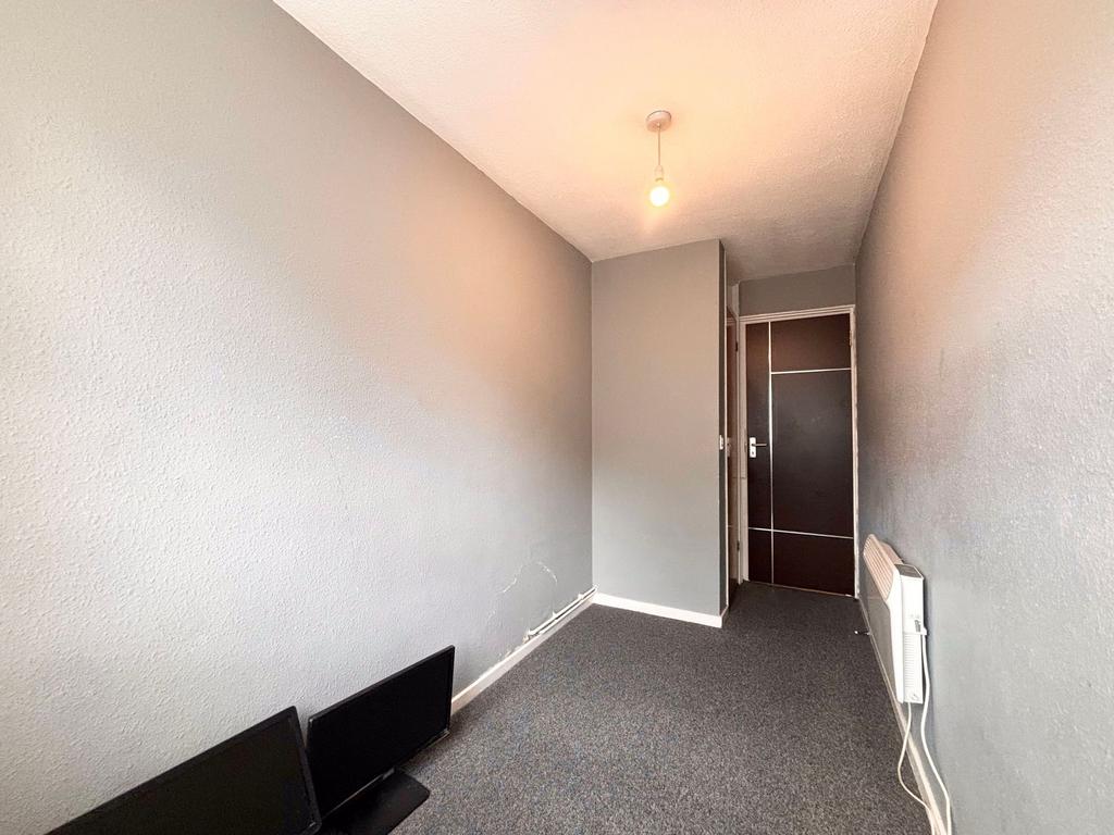 Single Bedroom