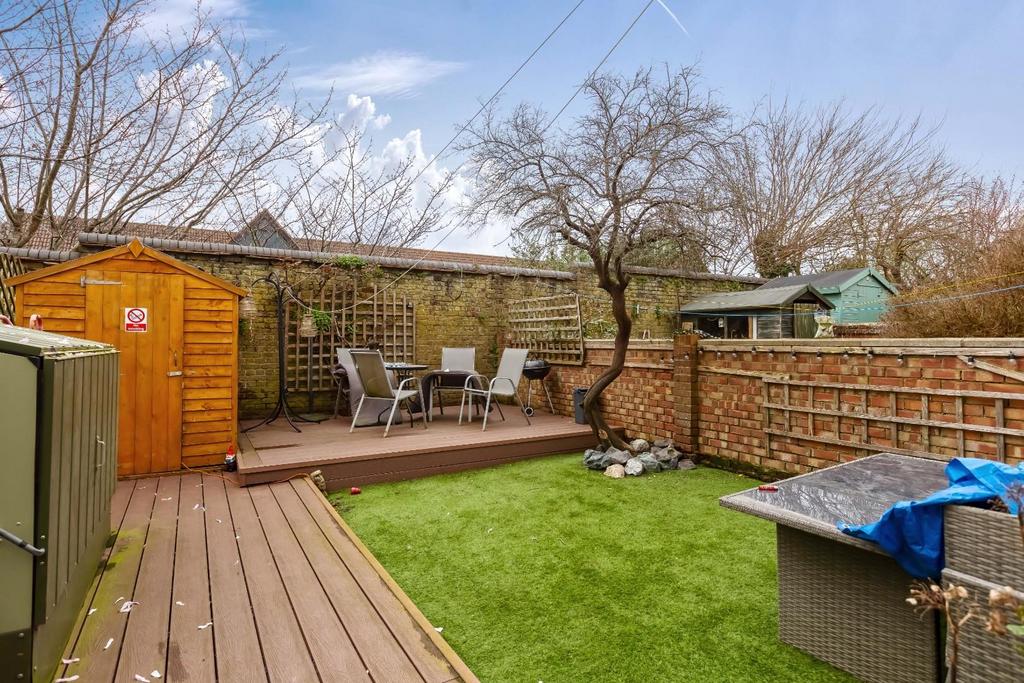 Leighton Rd 19.jpg
