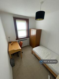 undefined, Richmond Place, Edinburgh, EH8
