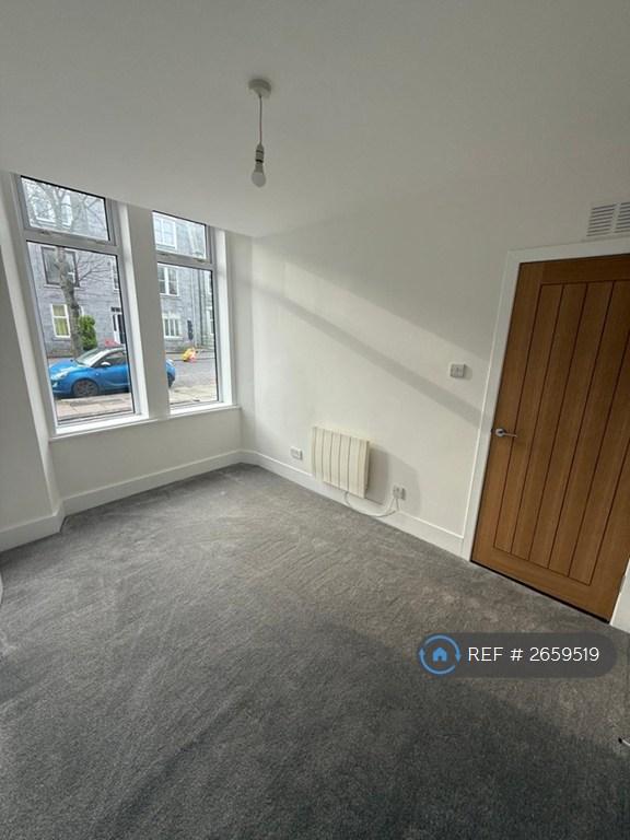 Front Bedroom