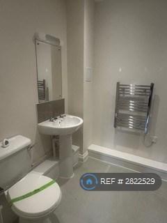 2 bedroom flat to rent, Tramway House, Newport, NP19
