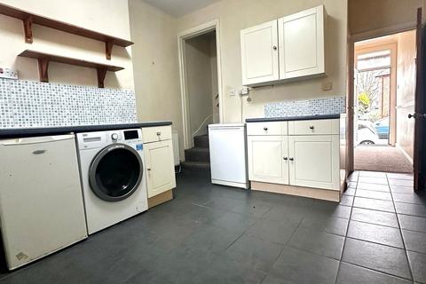 2 bedroom house to rent, Wroxton Road, BIRMINGHAM, B26