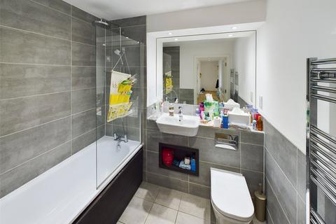 1 bedroom apartment to rent, Southmere House 1 Highland Street, London, E15