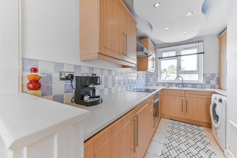 1 bedroom flat for sale, Spencer Road, Mitcham, CR4