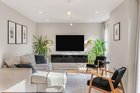 3 bedroom apartment for sale, Sydenham Road, London SE26