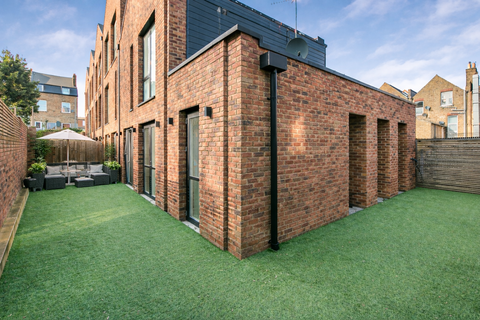 3 bedroom apartment for sale, Sydenham Road, London SE26