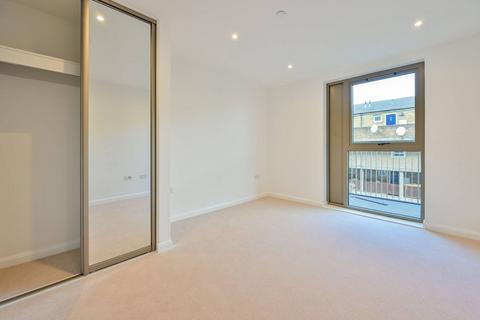undefined, Solomons Passage, Peckham Rye, London, SE15