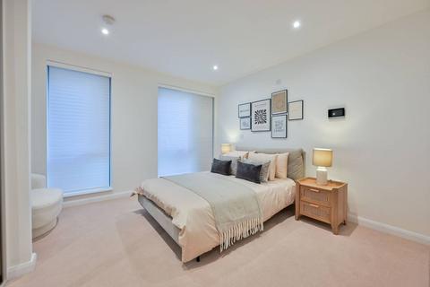 2 bedroom flat to rent, Solomons Passage, Peckham Rye, London, SE15