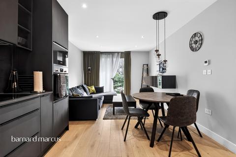 2 bedroom flat for sale, South Park Hill Road, SOUTH CROYDON