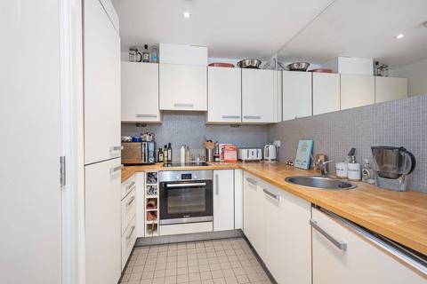 Plumbers Row, Aldgate, London, E1