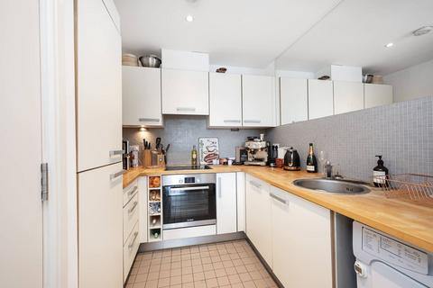 2 bedroom flat for sale, Plumbers Row, Aldgate, London, E1