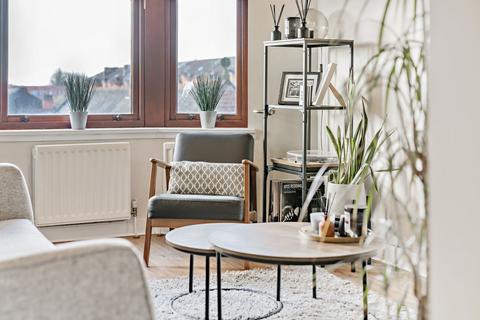 undefined, 145 Holmlea Road, Flat 3/3, Cathcart, Glasgow, G44 4AF