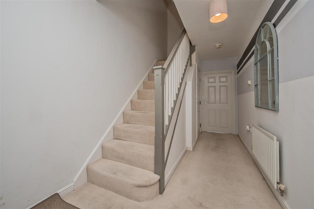 Entrance Hallway: