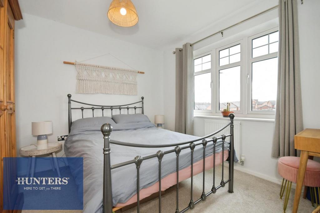 BED 2.jpg