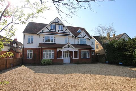 undefined, Matthews Green House, Wokingham RG40