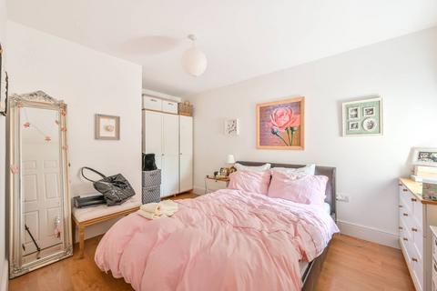 High Road, N22, Wood Green, London, N22