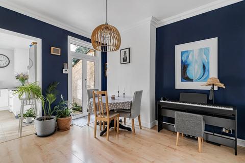 4 bedroom terraced house for sale, Elthorne Avenue, Hanwell, W7
