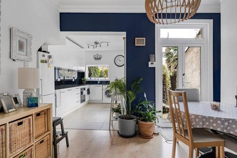 4 bedroom terraced house for sale, Elthorne Avenue, Hanwell, W7