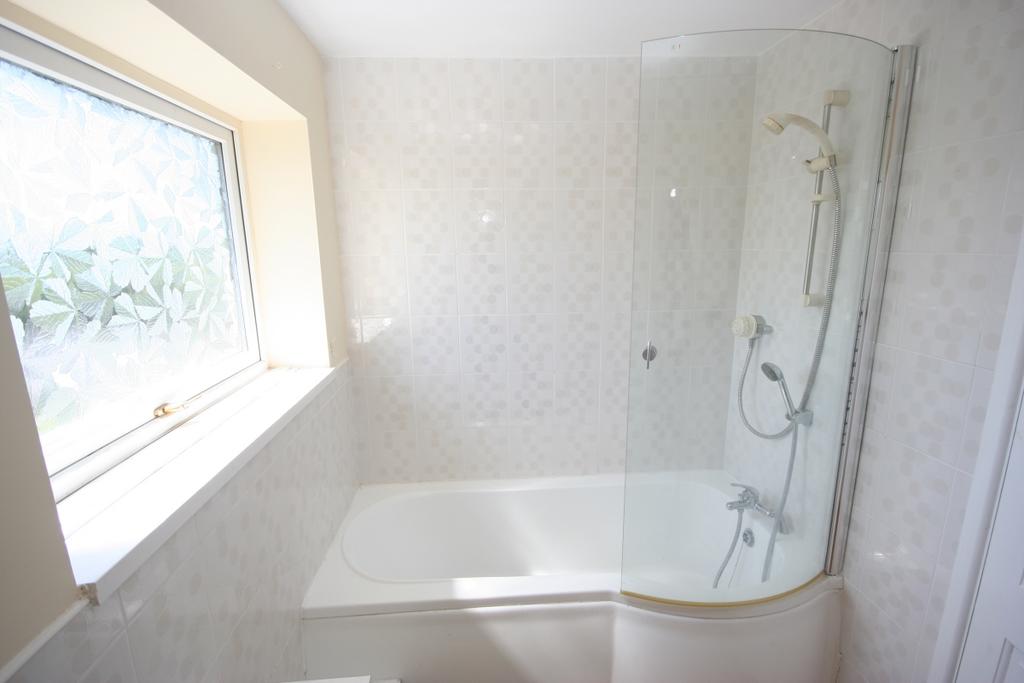 Family Bathroom/WC